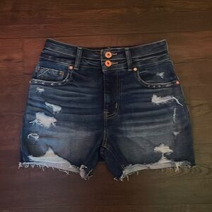 Jean shorts, High Rise